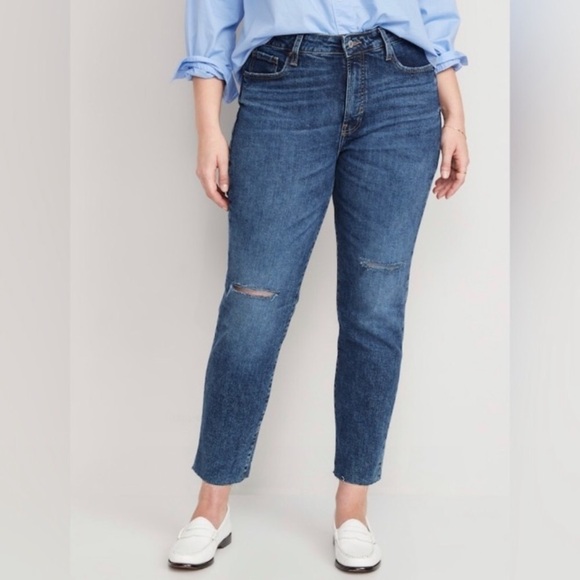 NWT! High-Waisted O.G. Straight Ripped Cut-Off Jeans - 10 Tall - Picture 5 of 6